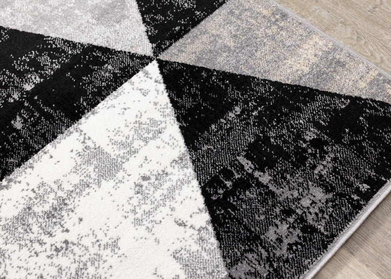 Covington Distressed Triangles Area Rug - 5'3\" x 7'7\"