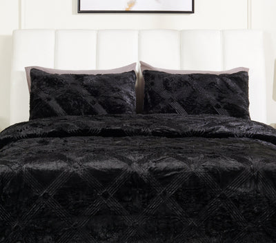 Serene 3-Piece King Comforter Set - Black | Ensemble d’édredon Serene 3 pièces pour très grand lit - noir