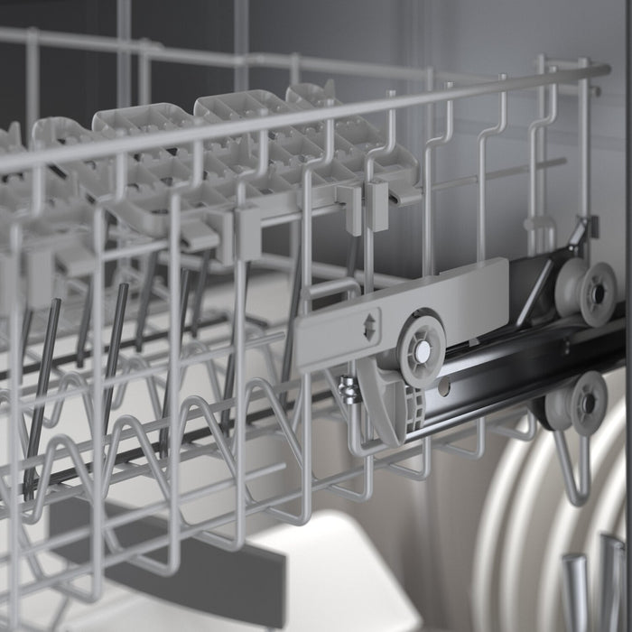 Bosch 800 Series Smart Dishwasher with CrystalDry™ and Third Rack - SHE78CM5N