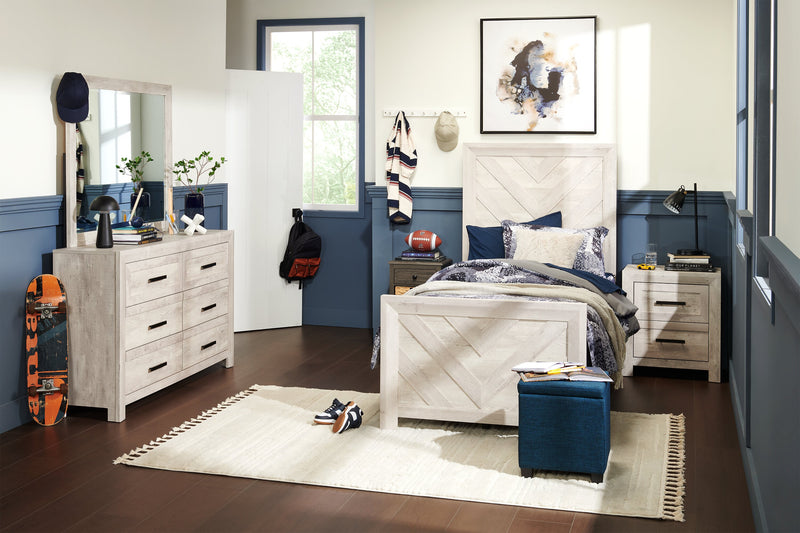 Ceramic 10\" Grooved Vase - Navy Blue