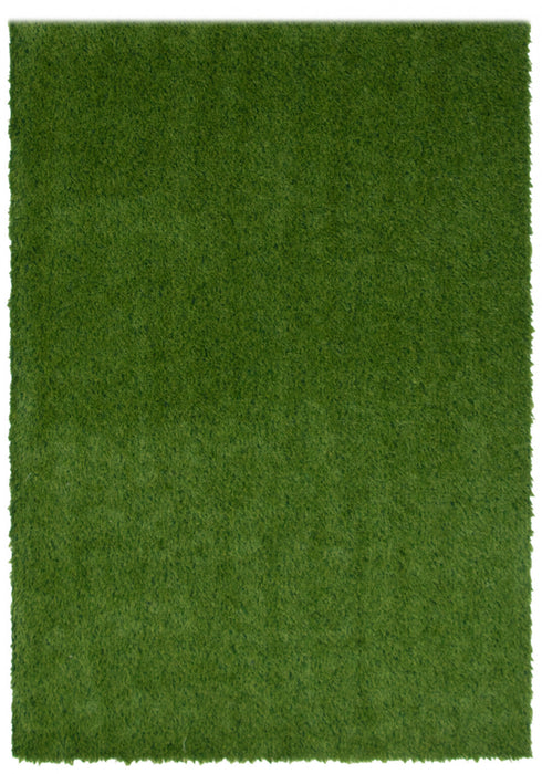 Contemporary 5'0\" x 7'0\" Faux Grass Rug in Green Outdoor Area Rug