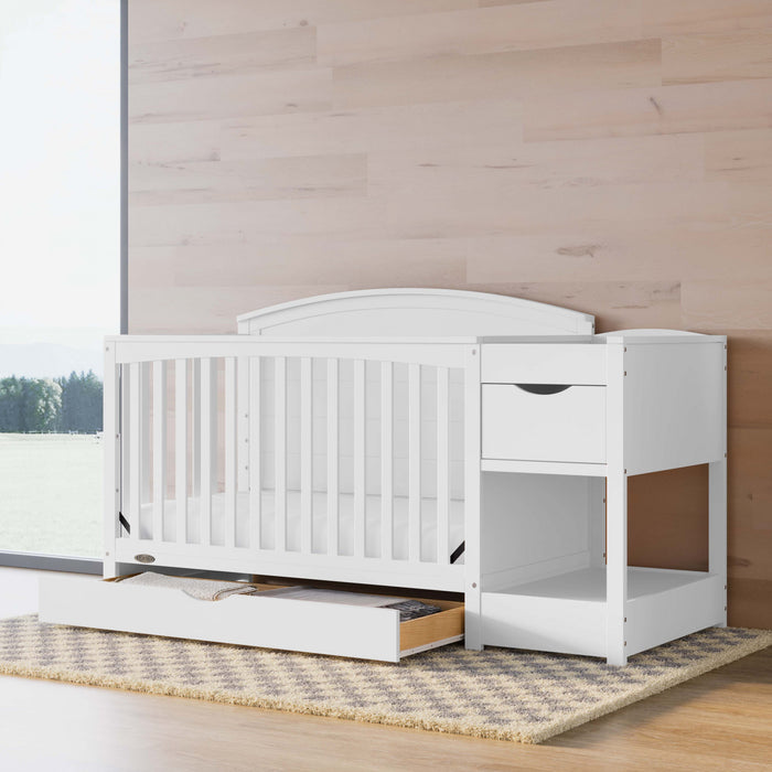 Graco Bellwood 5-in-1 Convertible Crib and Changer - White