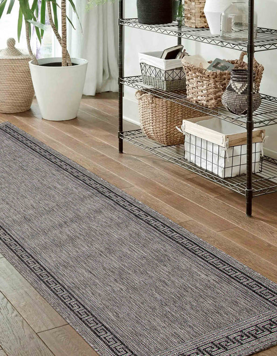 Versach Grey Area Rug - 2'8\" x 8'2\"