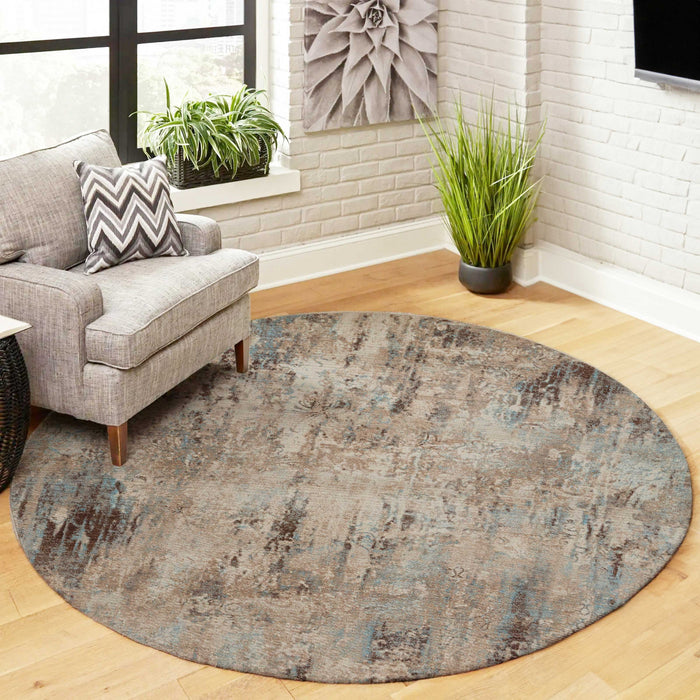 Malia Traditional 5'0\" x 5'0\" Area Rug in Blue Indoor Area Rug