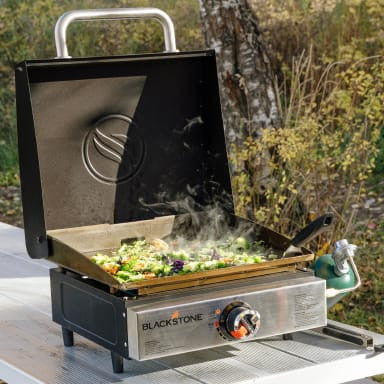 Blackstone 17\" Tabletop Griddle With Hood - 2143CA