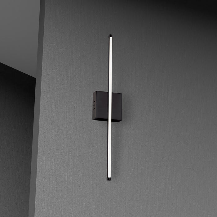 Dainolite Array LED Wall Sconce Vertical 19w Matte Black White Acrylic Diffuser Lamp