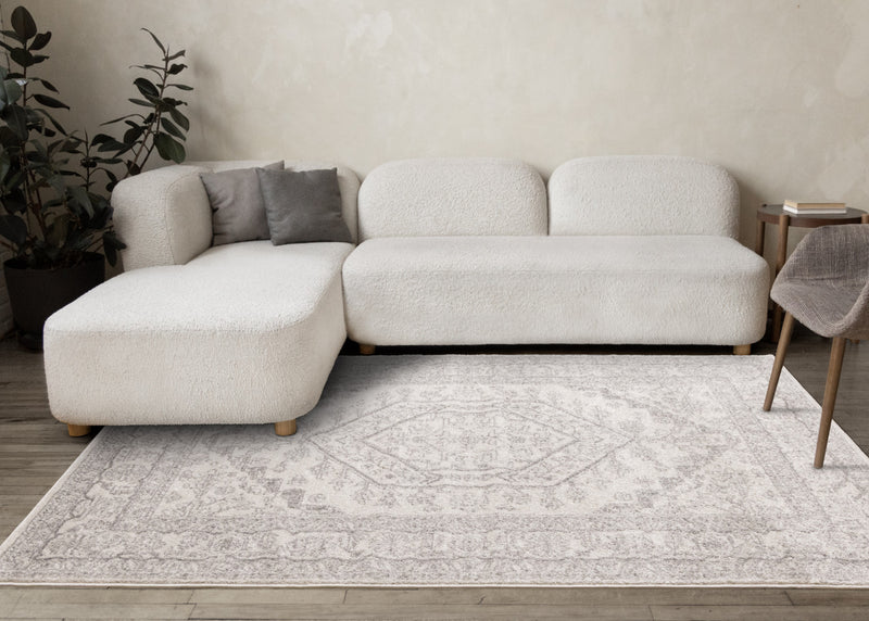 Fallon White Grey Elegant Faded Traditional Rug, 5'3\" x 7'7\" Indoor Area Rug