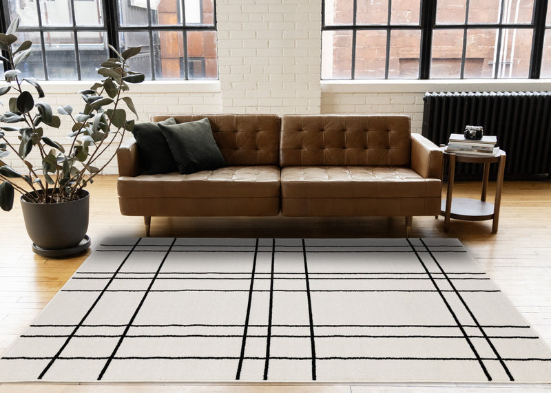 Covington Grey White Checkered Pattern Rug, 7'10\" x 10'6\" Indoor Area Rug