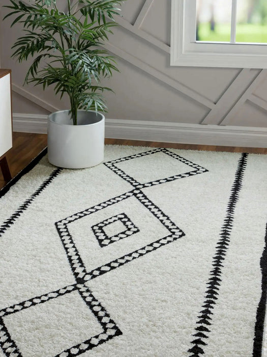 Zelda Contemporary 7'6\" x 9'6\" Area Rug in Ivory Indoor Area Rug