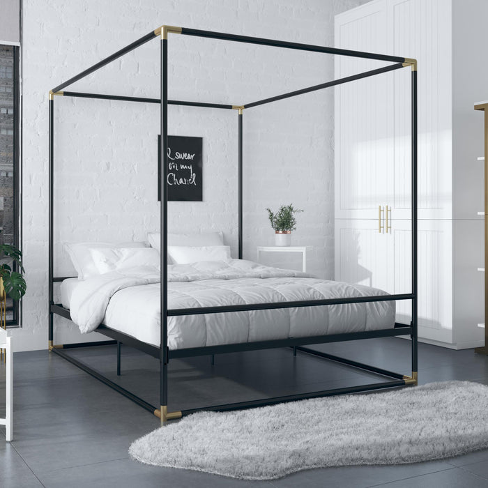 Cosmoliving By Cosmopolitan Celeste Canopy Metal Queen Bed - Black/Gold