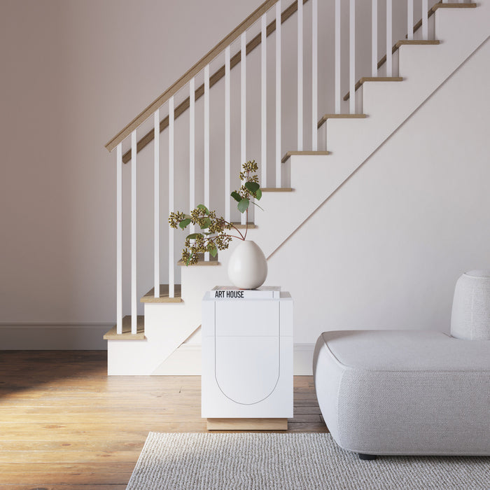 Nordika Nauraa Side Table - White