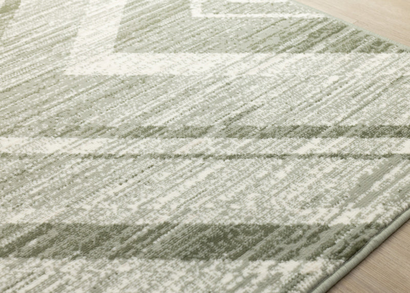 Florence Green White Distressed Chevron Design Rug, 5'3\" x 7'4\" Indoor Area Rug