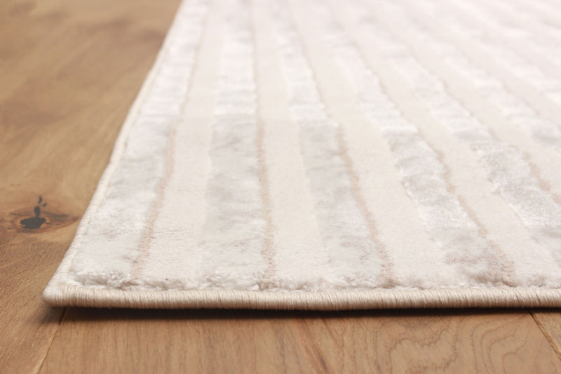 Brie Ivory Area Rug - 5'0\" X 8'0\"  