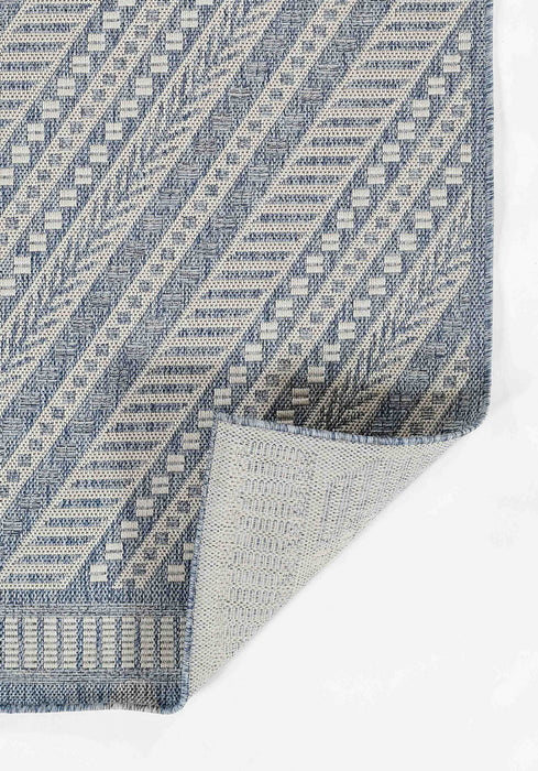 Livia Transitional 8'0\" x 10'0\" Area Rug in Blue Indoor Area Rug