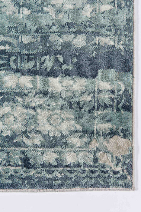 Delphine Traditional 9'3\" x 12'6\" Area Rug in Blue Indoor Area Rug