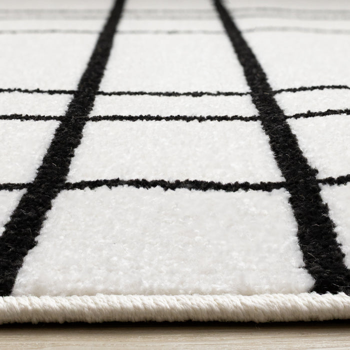 Covington Grey White Checkered Pattern Rug, 7'10\" x 10'6\" Indoor Area Rug