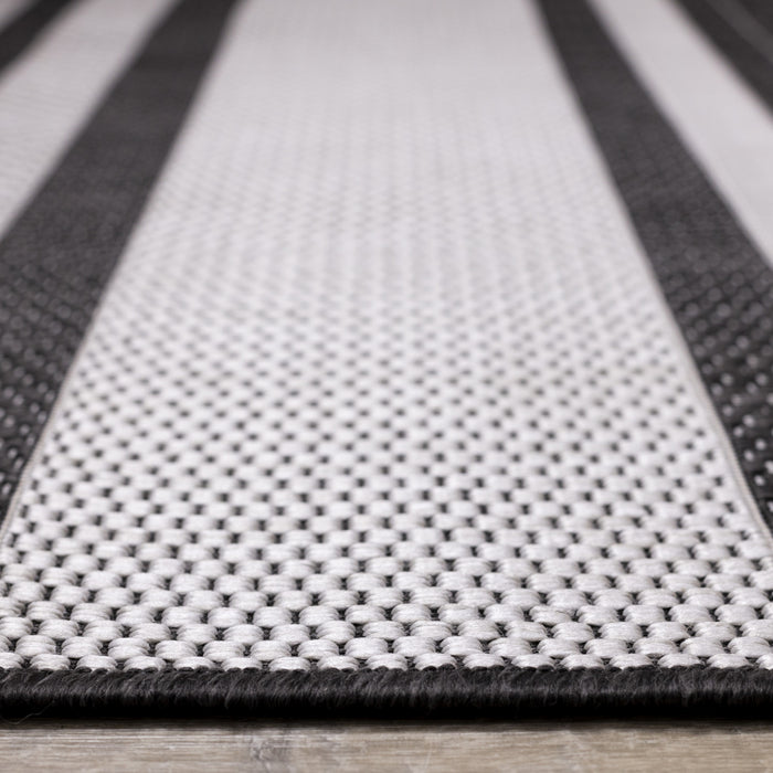 Jackson Striped Indoor/Outdoor Area Rug - 5'3\" x 7'7\"