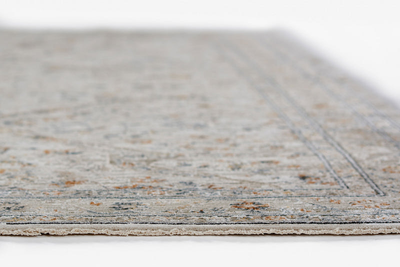 Margaux Traditional 5'3\" x 7'7\" Area Rug in Ivory Indoor Area Rug