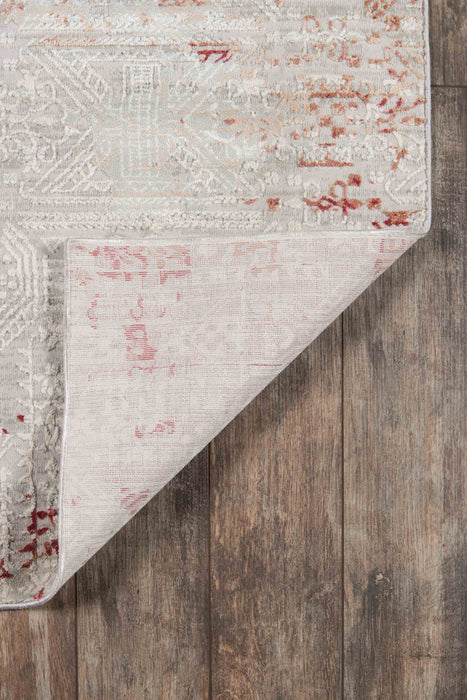 Amber Traditional 5'1\" x 7'7\" Area Rug in Red Indoor Area Rug