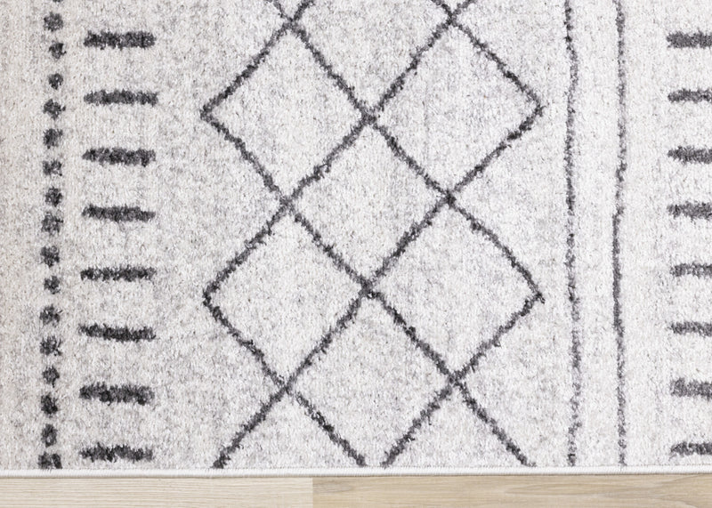 Emmett Cream Grey Tribal Inspired Frieze Rug, 7'10\" x 10'6\" Indoor Area Rug