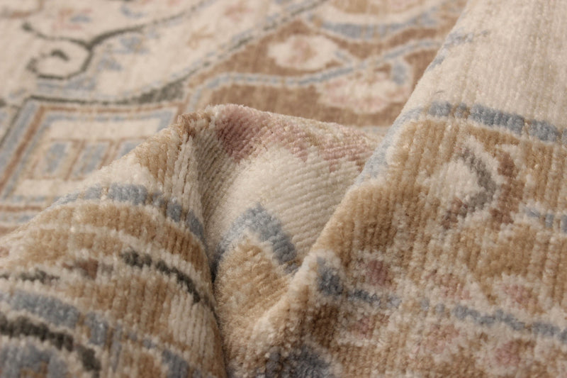 Katie Ivory Area Rug - 8'0\" X 10'0\"   