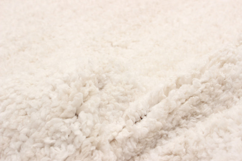 Yeti Ivory/Beige Area Rug - 5'0\" X 8'0\"  