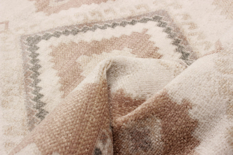 Lia Ivory Runner Area Rug - 2'8\" X 8'2\"  