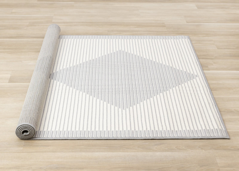 Florence Diamonds Indoor Area Rug - 4'7\" x 6'7\"