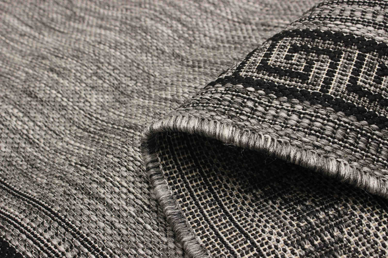 Versach Grey Area Rug - 2'8\" x 8'2\"