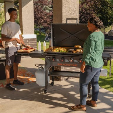 Blackstone 36\" Forged Iron Griddle With Hood - 2310CA