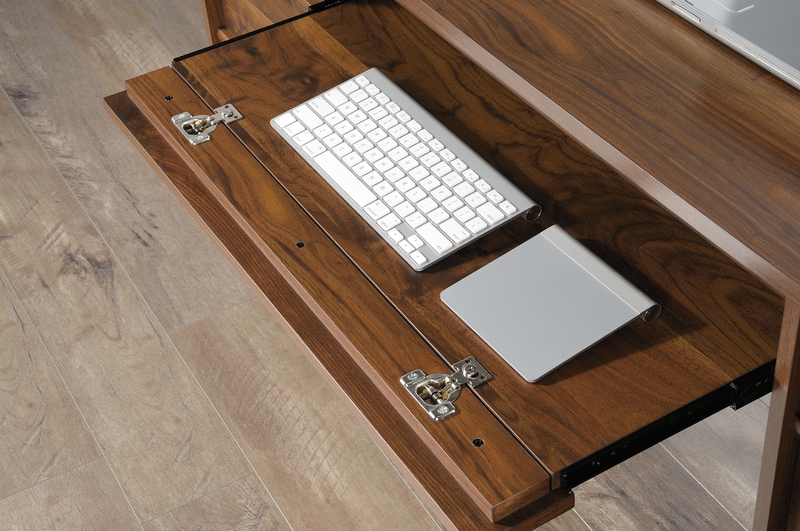 Clifford Place 59.06“ Executive  Desk with 6 Drawers – Grand Walnut