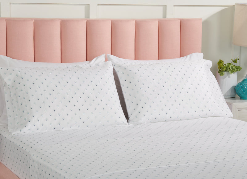 Kort & Co. Flower 4-Piece King Sheet Set - Blue and White