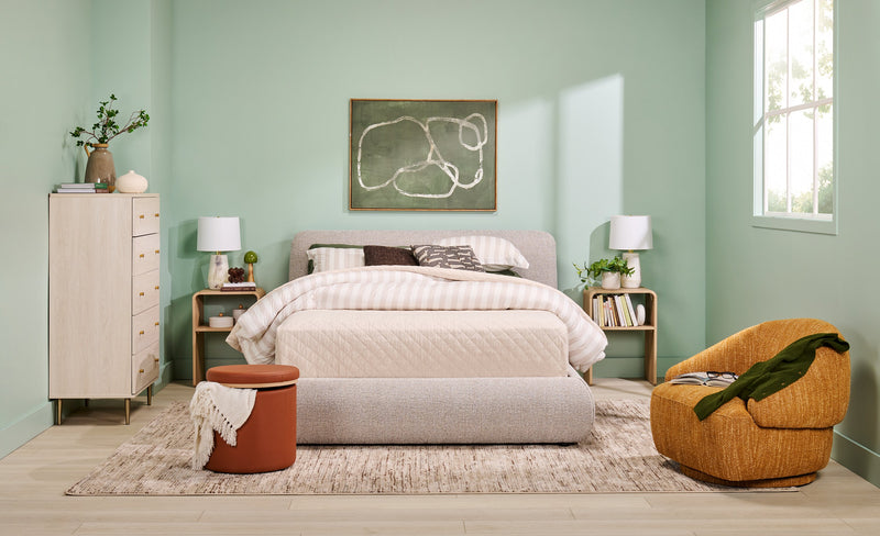 Luka Upholstered Platform Bed in Grey Polyester Fabric, Modern - Queen Size