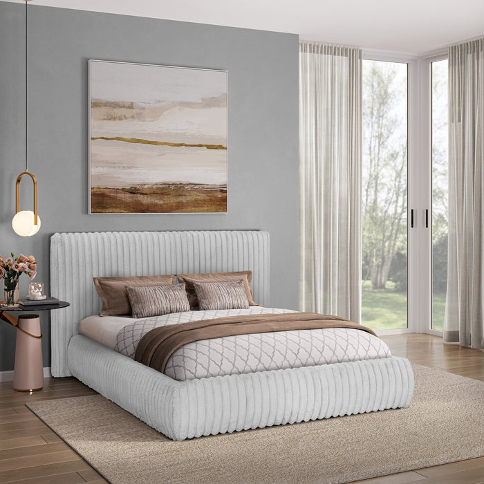 Aria Upholstered Platform Bed in Grey Fabric, Tufted - Queen Size