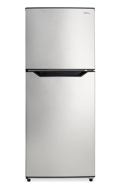 Danby 23.44” 11 Cu. Ft. Apartment Size Top Mount Refrigerator – Stainless Steel - DFF116B2SSDBL | Réfrigérateur Danby de format appartement de 11 pi3 et de 23,44 po à congélateur supérieur - acier inoxydable - DFF116B2SSDBL