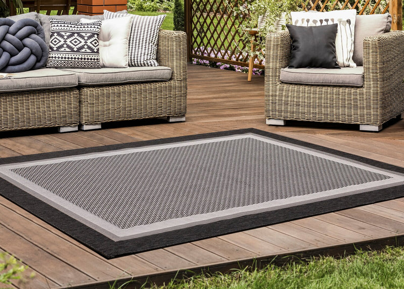 Milo 5'3\" x 7'7\" Flatweave Monochromatic Outdoor Rug – Grey 