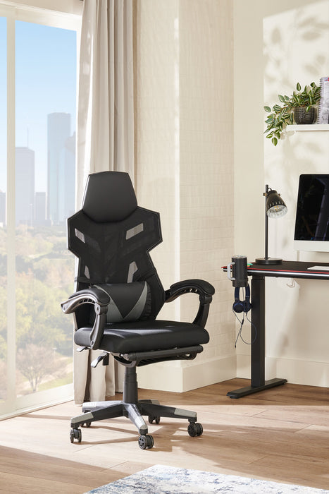 Sparrow 28.3\" Ergonomic Gaming Chair with Lumbar Cushion and Footrest - Black