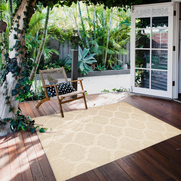 Sophie Ivory Area Rug - 6'7\" x 9'6\"