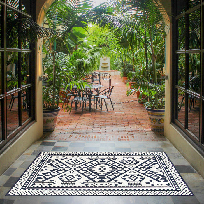 Gaia Blue 5'3\" x 7'7\" Area Rug