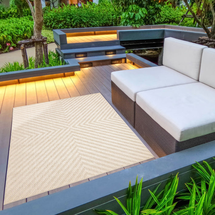 Dodie Ivory 4'7\" x 6'7\" Area Rug