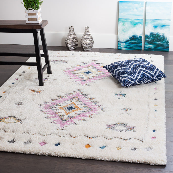 Lola Diamond 5x8 Area Rug