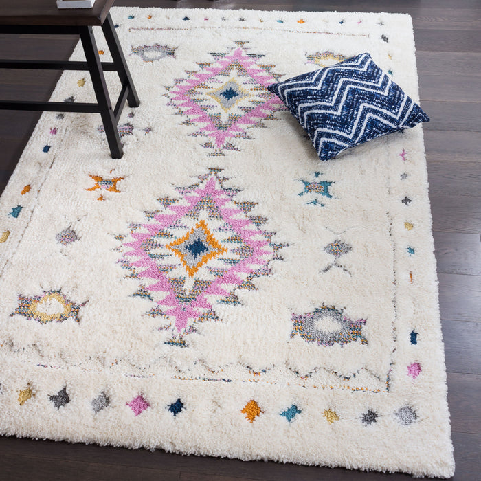 Lola Diamond 5x8 Area Rug