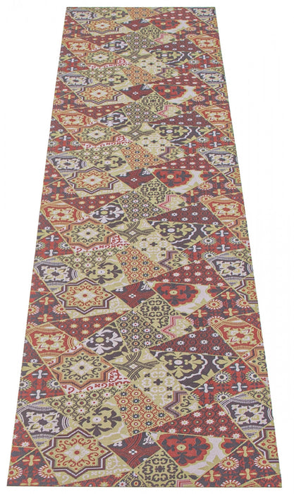 Bellezza Red-Green Area Rug - 2'2\" x 8'0\"