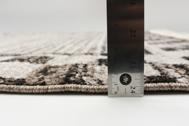 Vera Quattro Ivory/Grey Area Rug - 5'2\" x 7'5\"