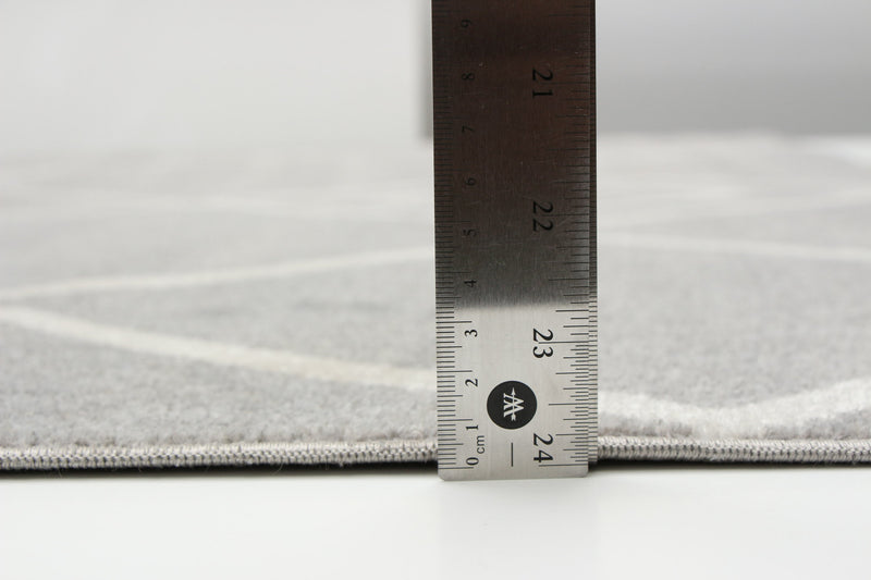 Kenza Grey Machine Washable Area Rug - 3'0\" x 5'0\"