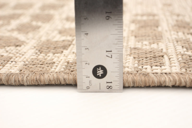 Sadie Safari Taupe-Champagne Area Rug - 5'3\" x 7'7\"