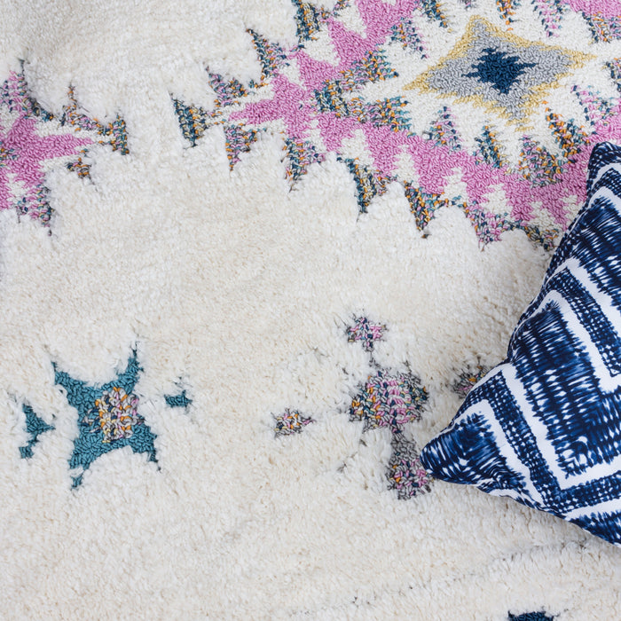 Lola Diamond 5x8 Area Rug