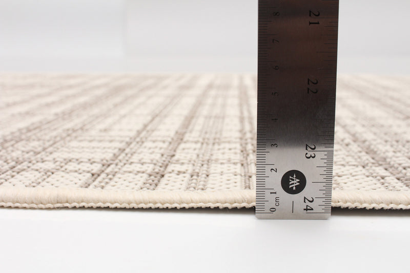 Panthea Ivory Area Rug - 2'2\" X 6'7\" 