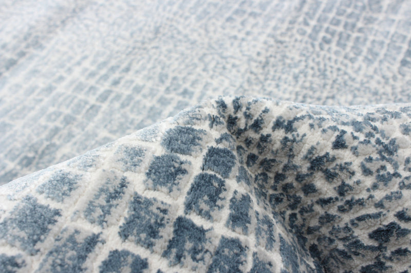 Kecia Navy/cream Rug 6'7\" X 9'6\" Area Rug