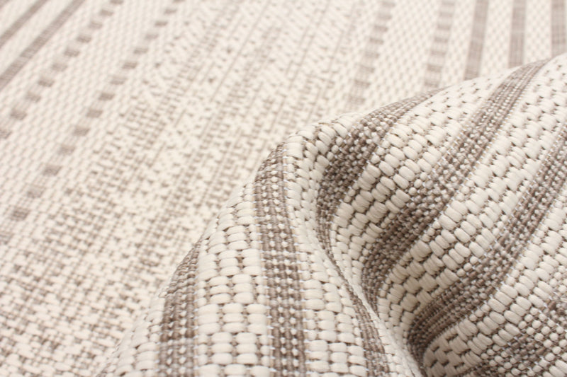 Wileen Ivory Area Rug - 2'2\" X 6'7\" 